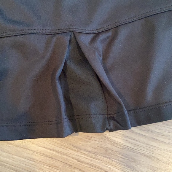 Tail 15” pleated tennis skirt - Picture 3 of 8